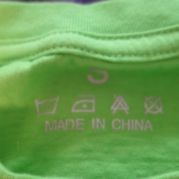 bigd0gg Pickle Apparel Co. featuring inBetweeners NFT #2340 Size S T-Shirt - Picture 11 of 13